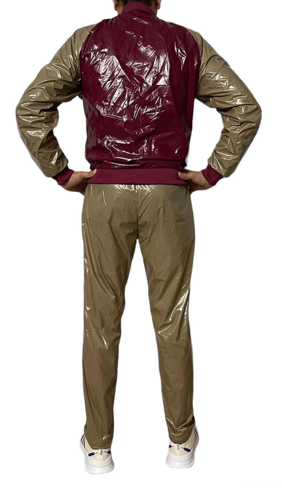 .PU nylon sport jogging suit made of PU nylon Weinrot und knochenbraun