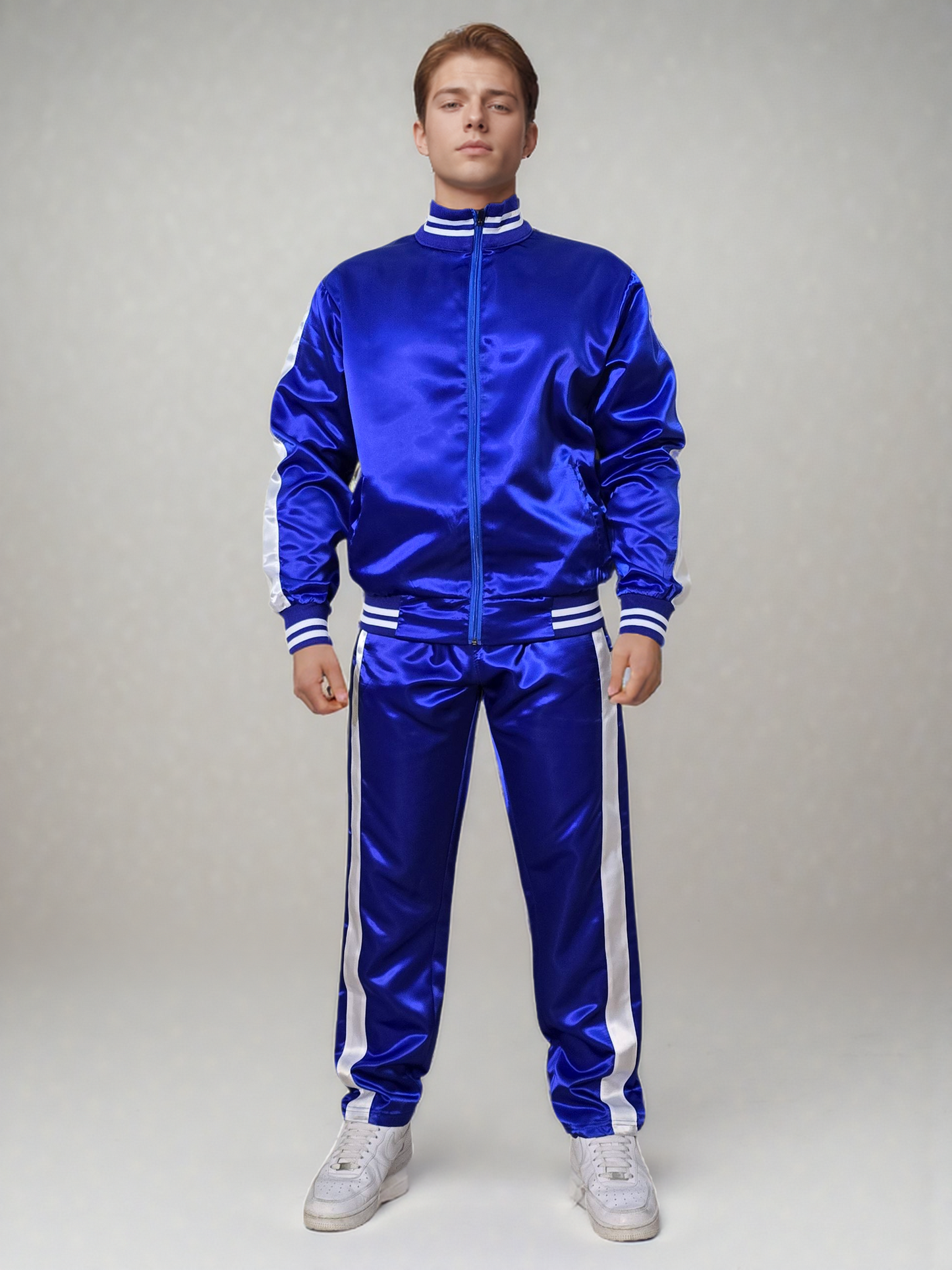 .Royal Blau  Satin Sports Jogging Suit with white Stripes.