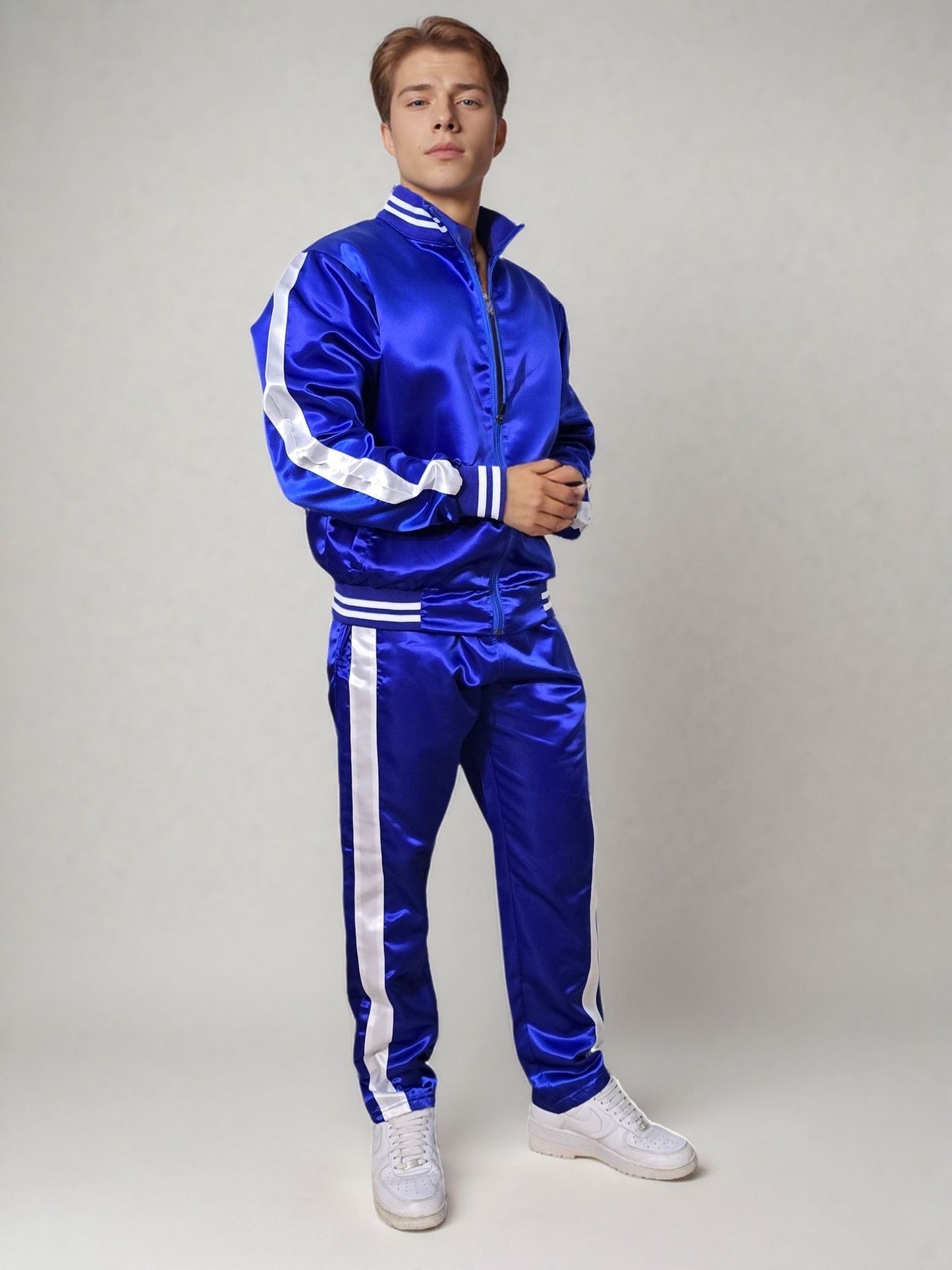 .Royal Blau  Satin Sports Jogging Suit with white Stripes.