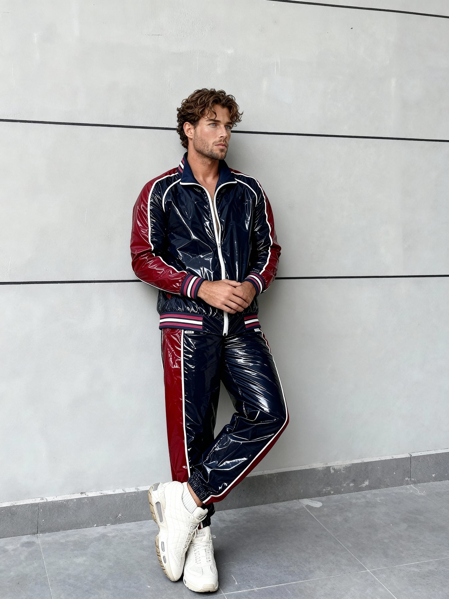 .PU-Nylon Performance Track Suit – Glossy Sport Look